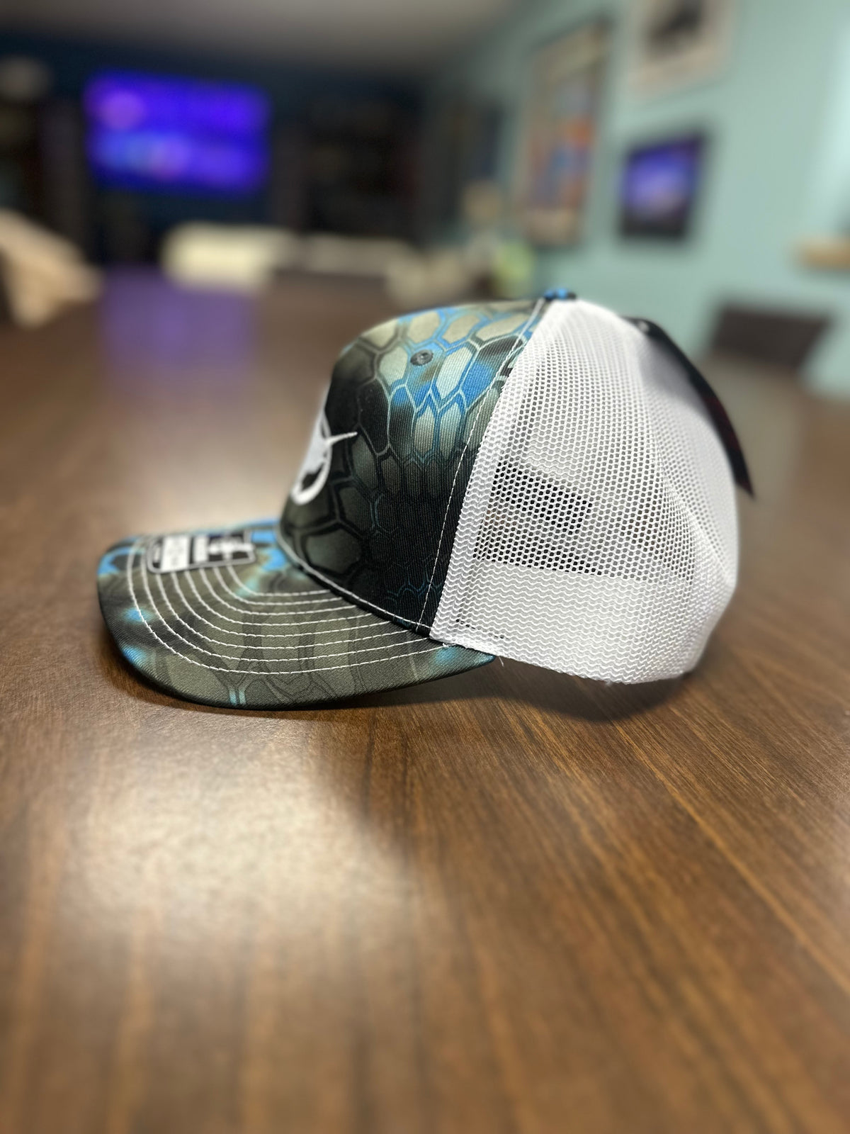 Old Salt Trucker Hat - Kryptek Neptune / White